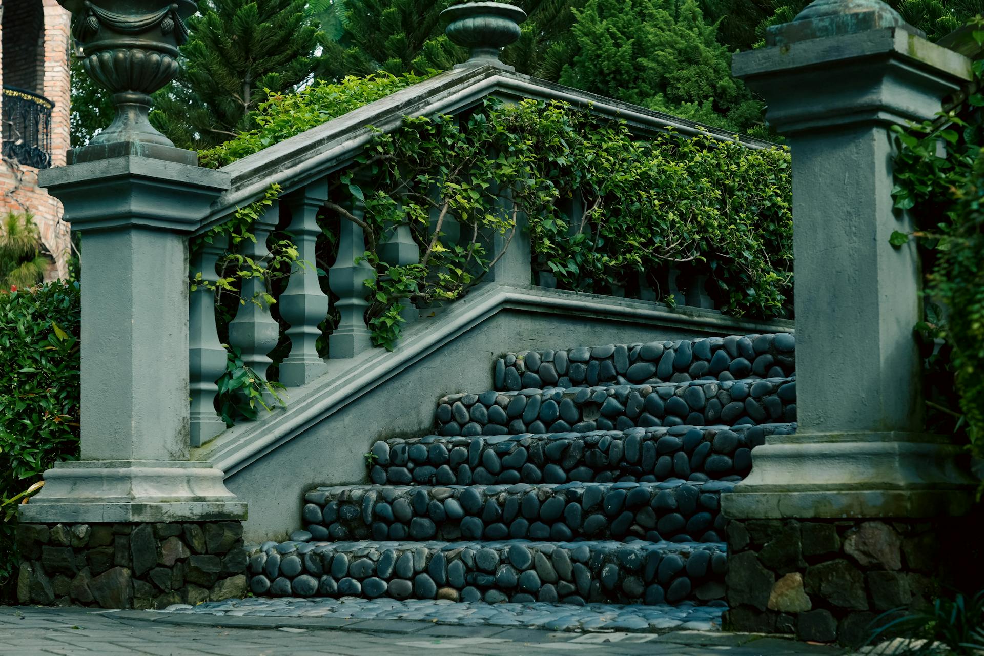 Rooftop garden design with native plants by Crochetcrneedle